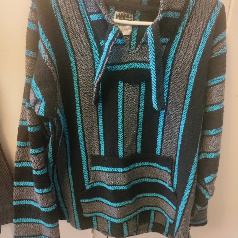 New Hang Ten Large Pullover